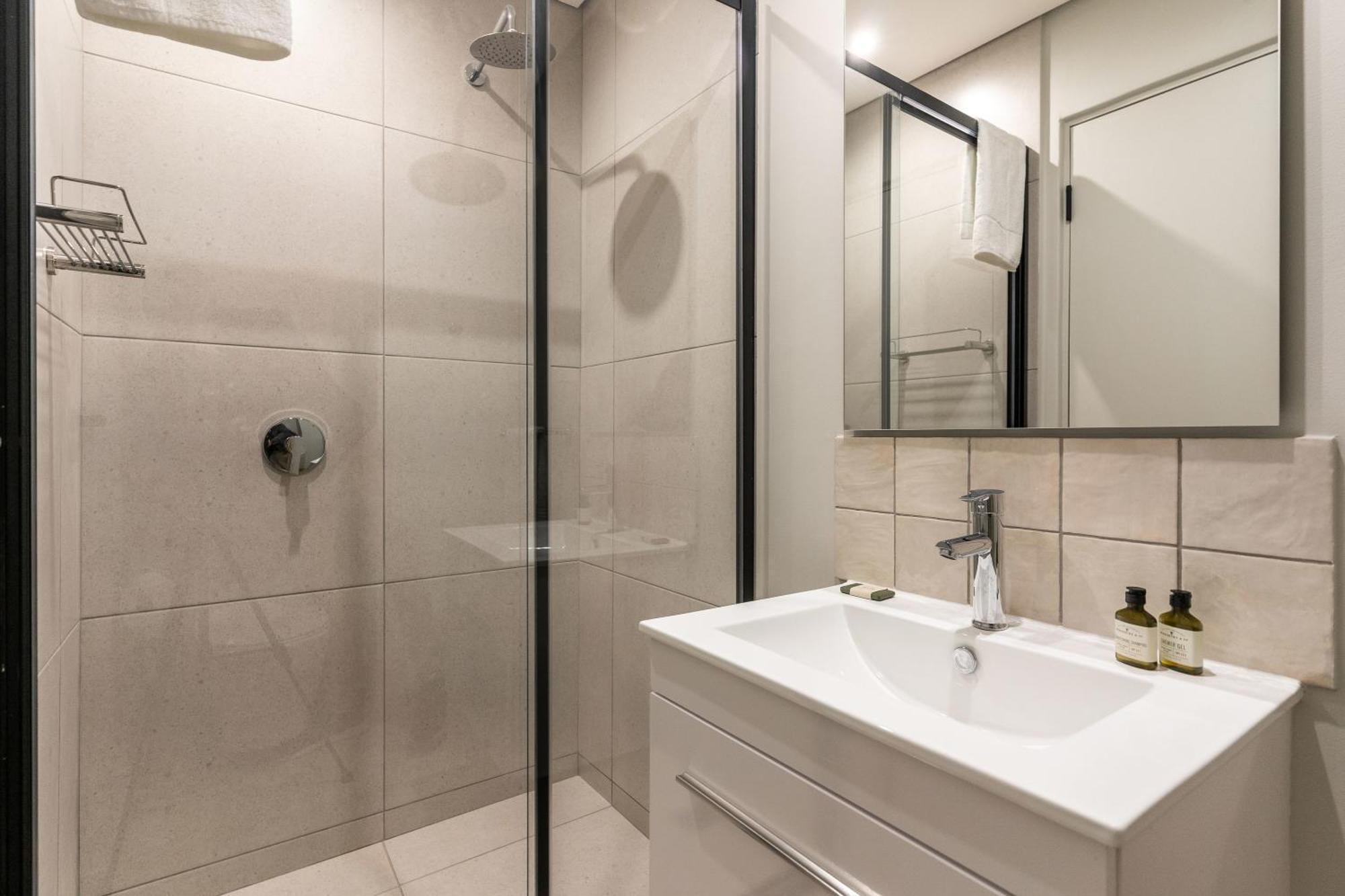 The Rose404: Aprt With Iconic Mountain Views Apartment
