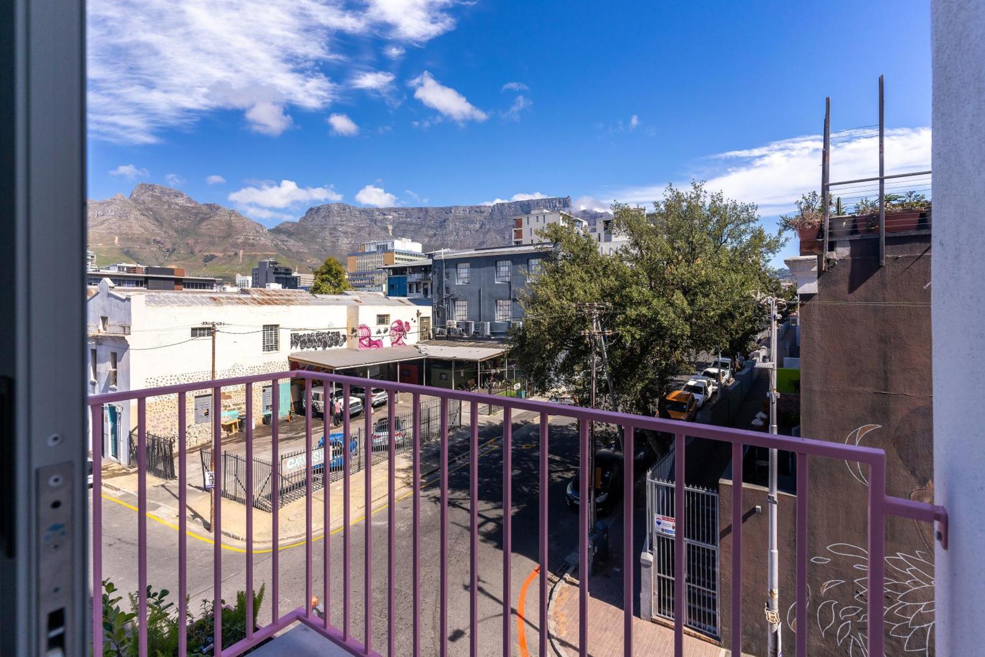 The Rose404: Aprt With Iconic Mountain Views Cape Town